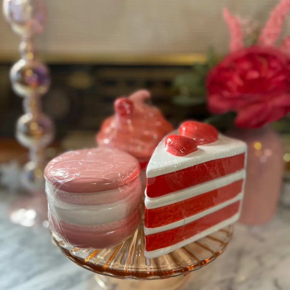 ✨NEW🩷Target Bullseye Playground 2024 Valentines Day Trinket Dessert Set🍰